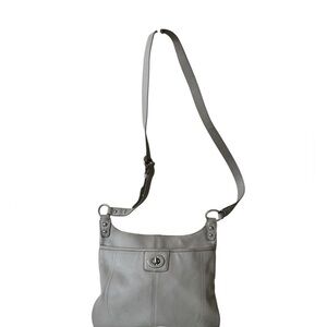 Coach Penelope Pebble Leather Taupe Silver Crossbody (D1263-F19265)‎ Vintage